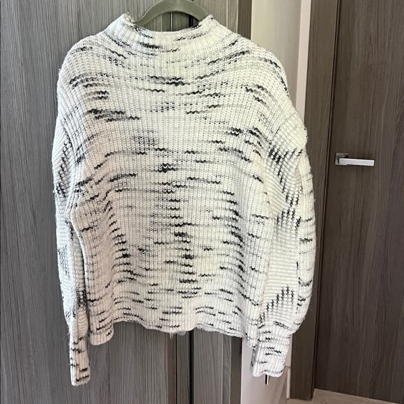 $258 VARLEY Belgrave Sweater dramatic puffy sleeves plush soft statement M - Picture 8 of 15